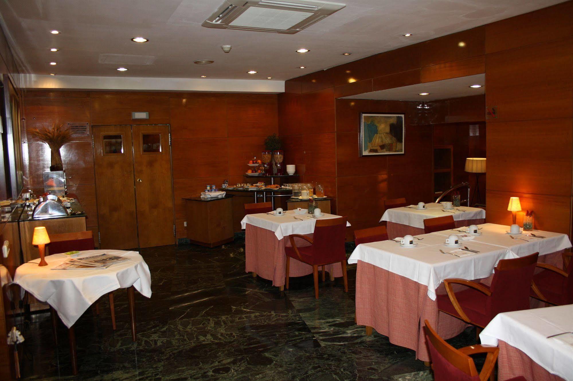 Hotel Pedralbes Barcelona Restaurante foto